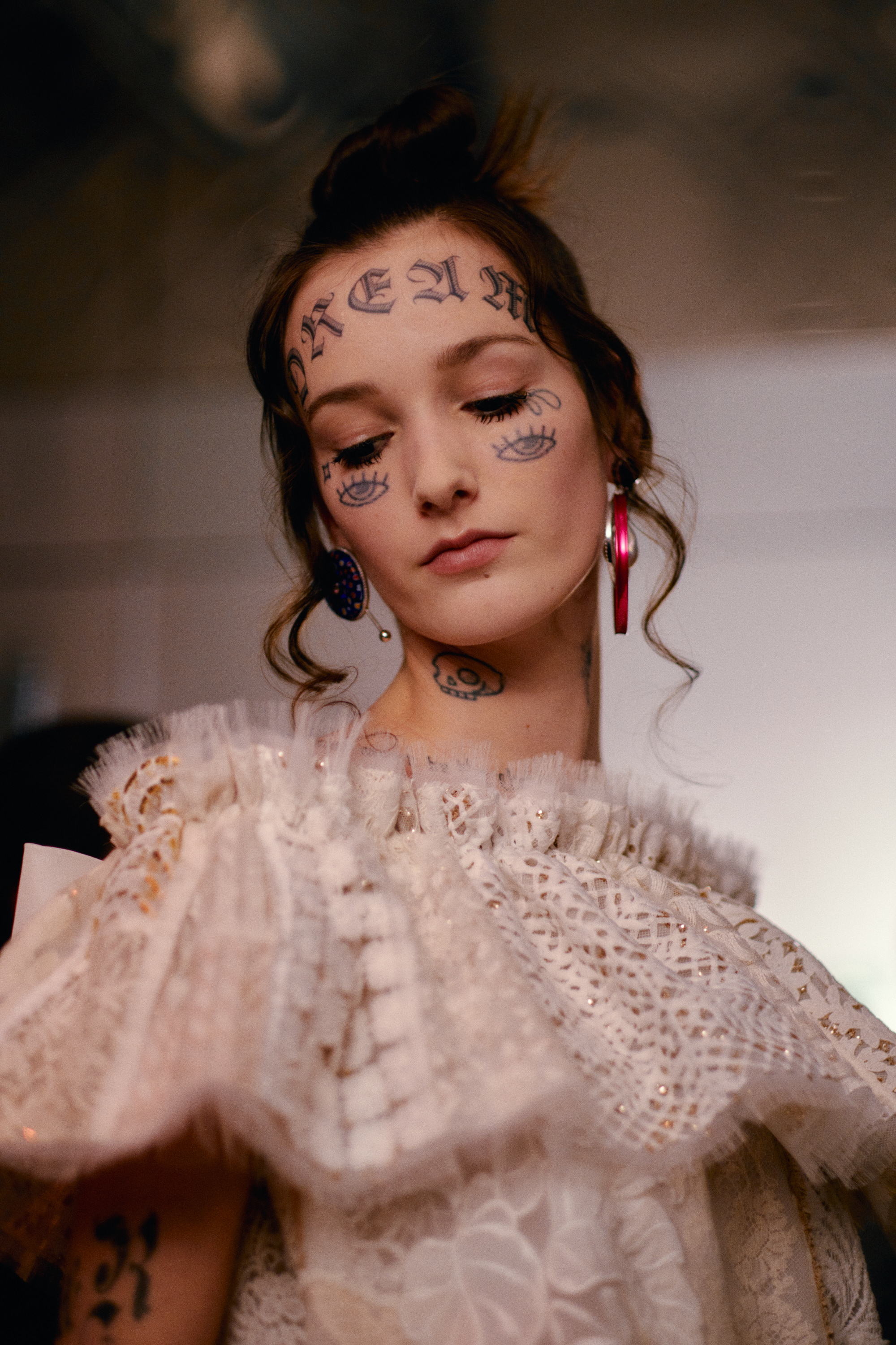 0151_ViktorRolf_Couture_Vogue_22Jan2020_Credit-Jamie-Stoker