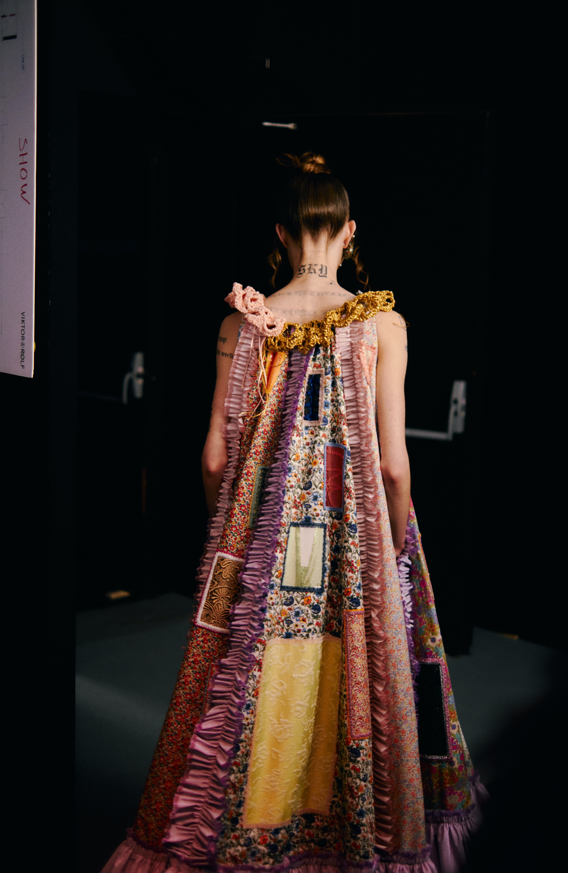 0249_ViktorRolf_Couture_Vogue_22Jan2020_Credit-Jamie-Stoker